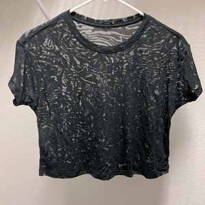 Lululemon black crop top